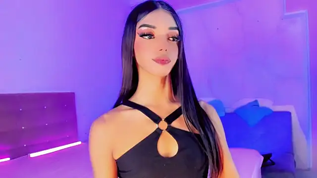 AllizaLowy live