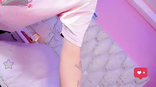 Lexxy_Mattell live