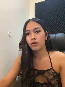sexyasiancock_yllana live