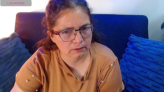 Linda_banks_ live
