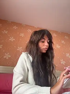 SilkyMira live