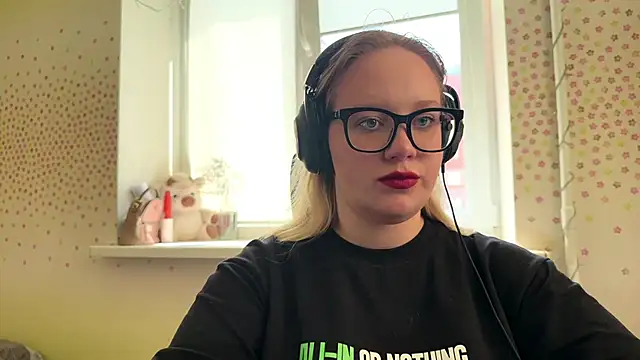 TashaDarm live
