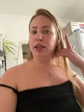 AlisaWhite live