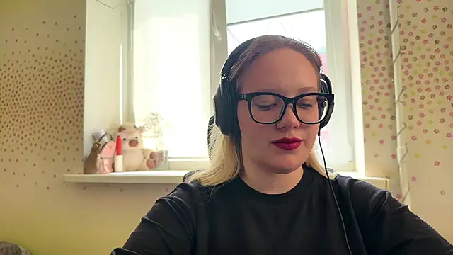 TashaDarm live