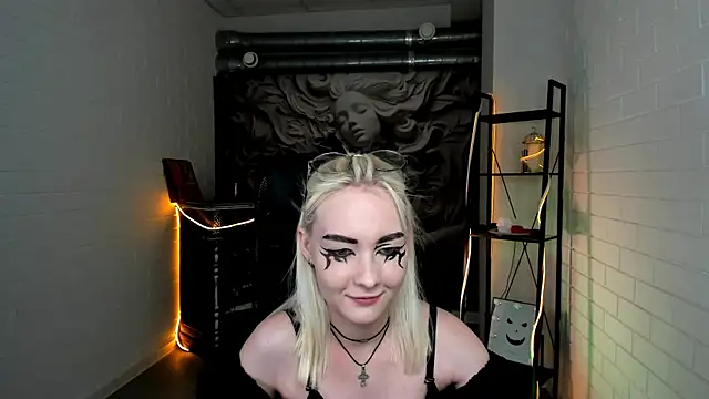 OliviaVale live