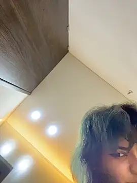 sukulaurens live