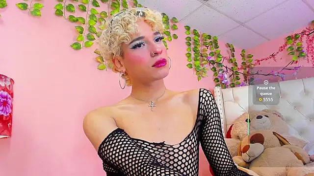 valentinee_xo live