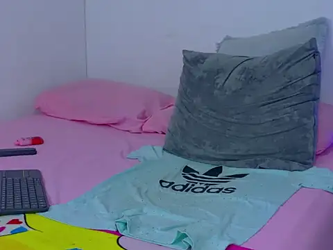 skoook_gray_ live