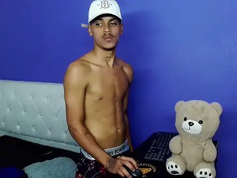 Angel_foxc13 live