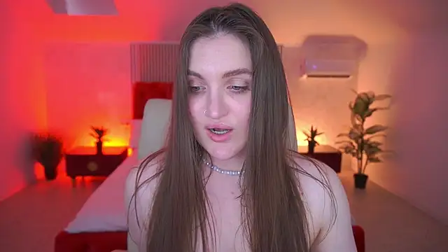 EmmyCharmm live