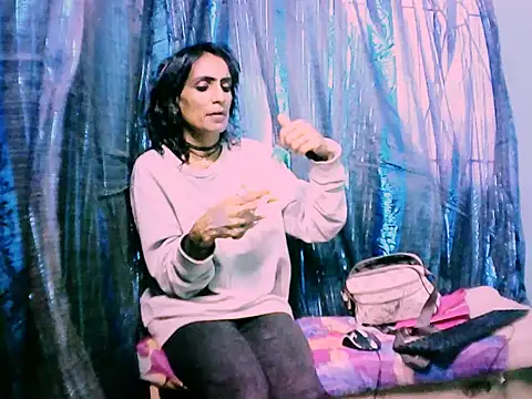 Alanadelray21 live