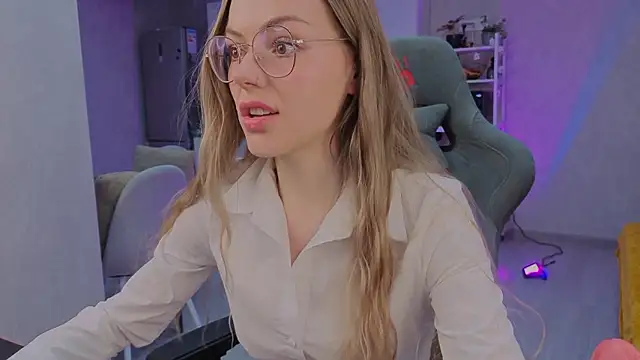 Marta_May_ live