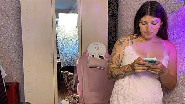 Katrin__kiss live