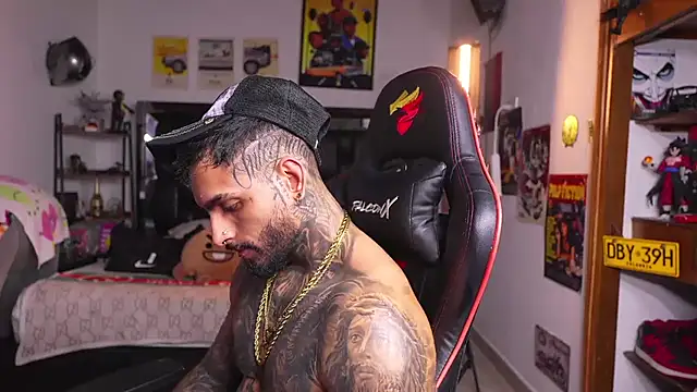 logan_hugh8 live