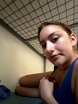 Violet_Velvet live