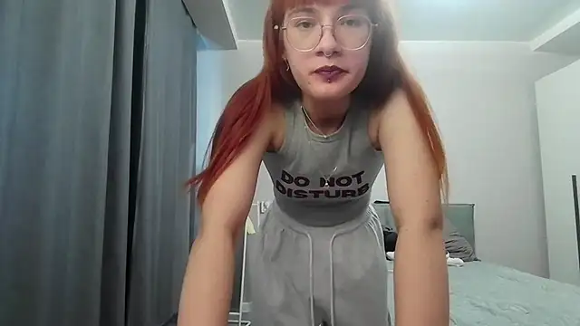 NeeCarfave live