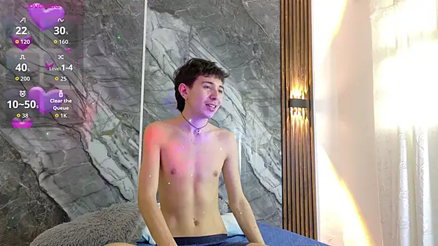 NoahWalker__ live