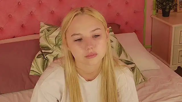 Sky_Cutie live