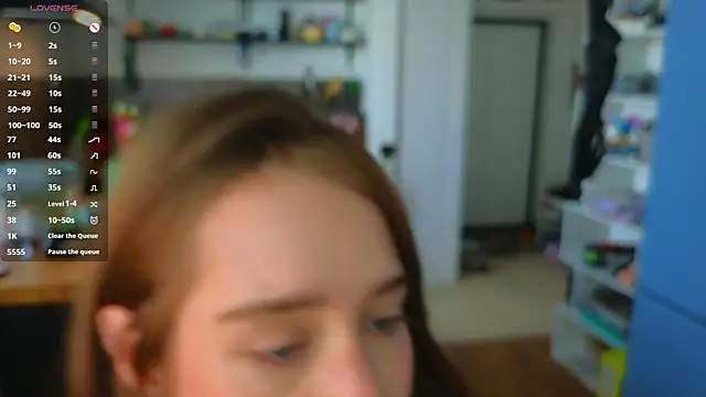 AliviaWithLove live