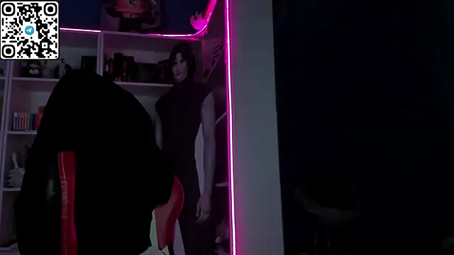 Holy_Mistress_S live