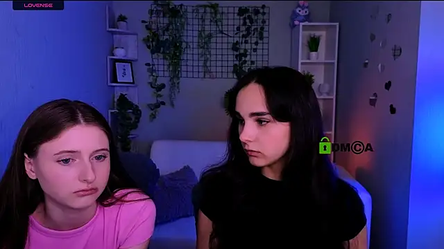 ariana_ross7 live