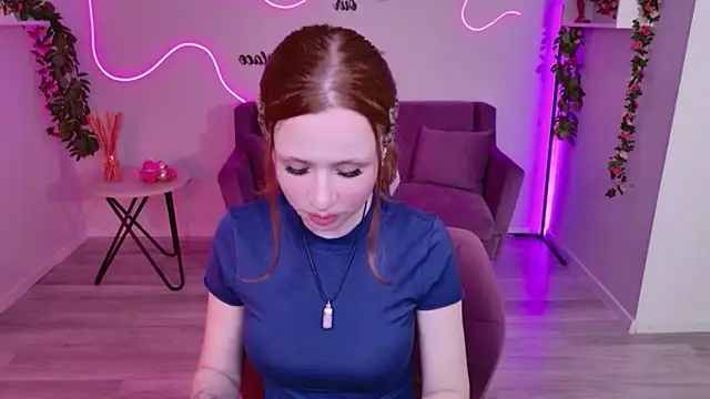 AuroraBabyDoll live