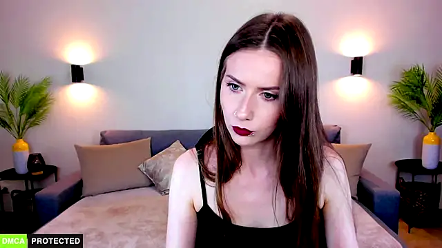 TheWoman__ live
