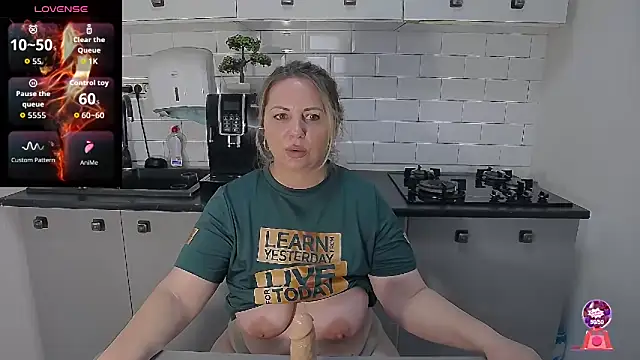 erikaerika live