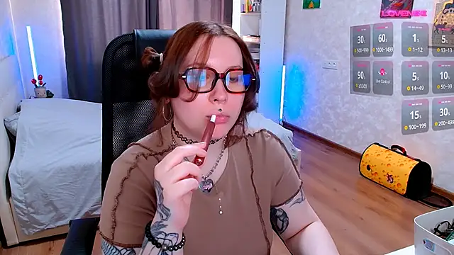 ur_geekgirl live