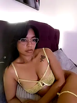 nathyjonees live