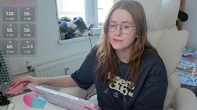 urstripchatgf live