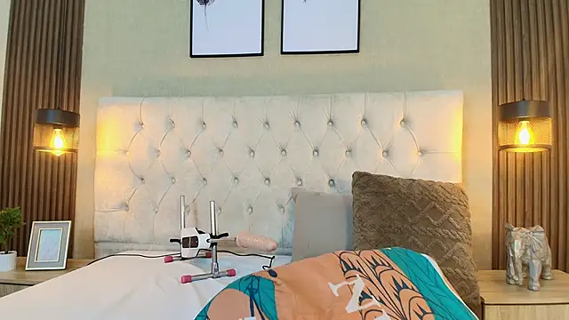 natasha_moreno live