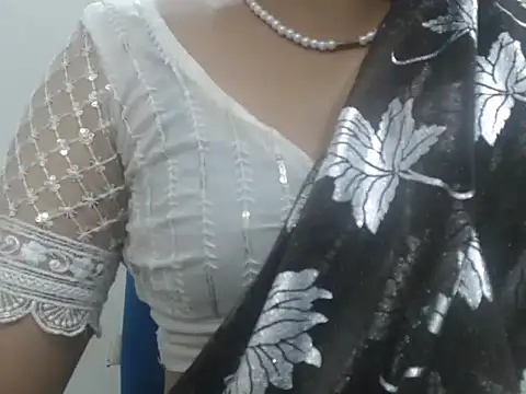 Lovely_Siri_23 live