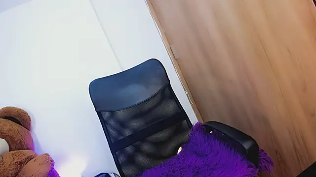Charming_J live