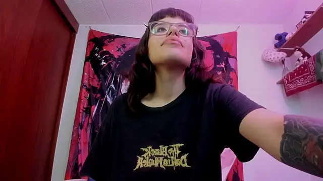 Lucyfx666 live