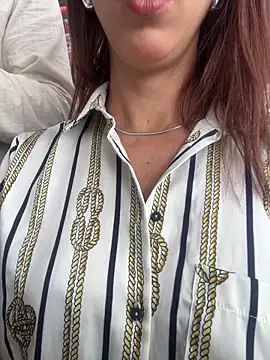 LauraConti live