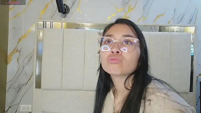 adaira31 live