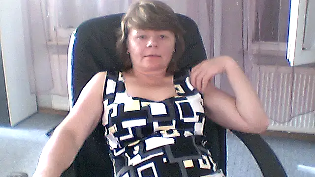 MoonLady40 live