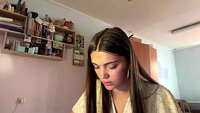 Ameliamali live