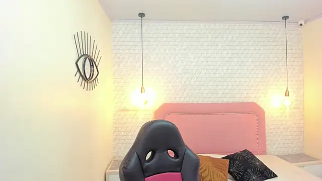 LESLYSIMPSON live