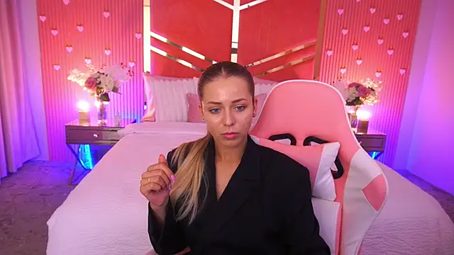 DoveLovee live
