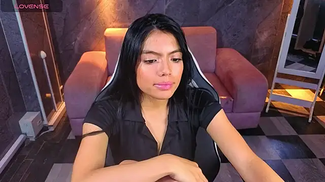 _Charlottee_b live