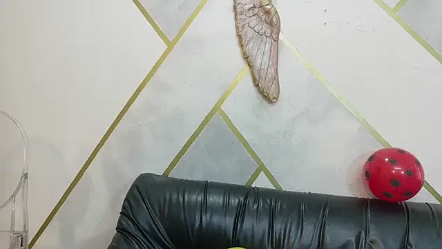 Laura__Castillo_ live