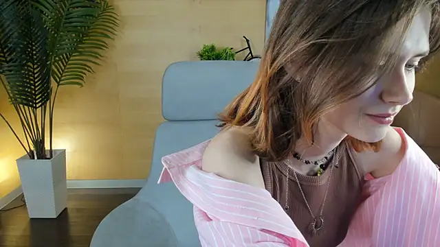 NidaSween live