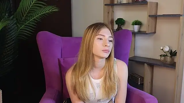 TashiaFink live