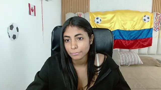 shaneelle live