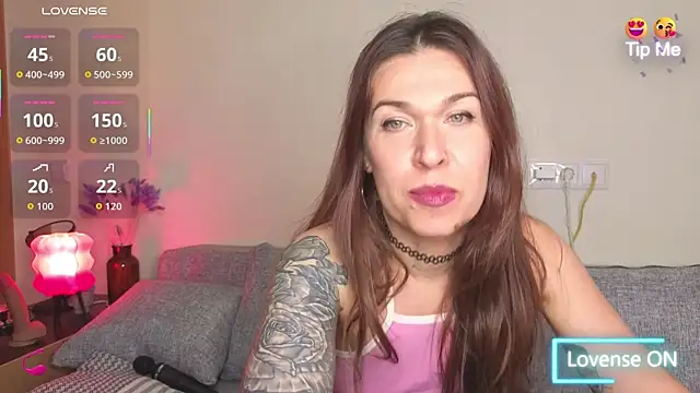 ReginaFoXXXy live