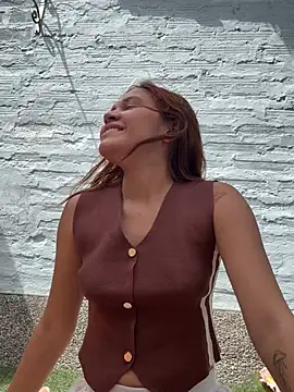 Amanda_Rossi live