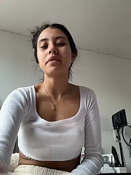 Victoria_alson live