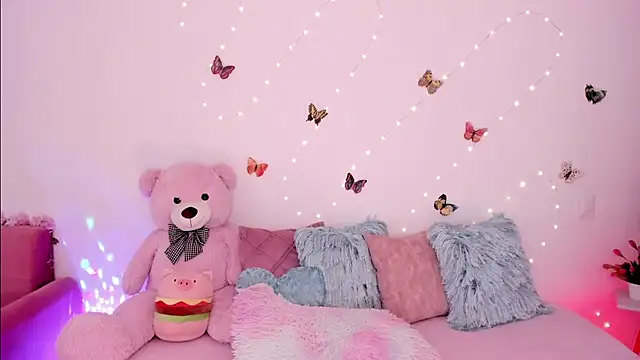 Zara_uwu_ live